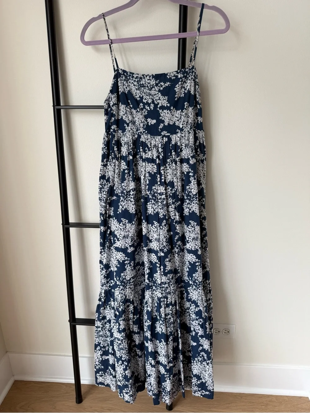 Abercrombie & Fitch Navy and White Floral Maxi Dress